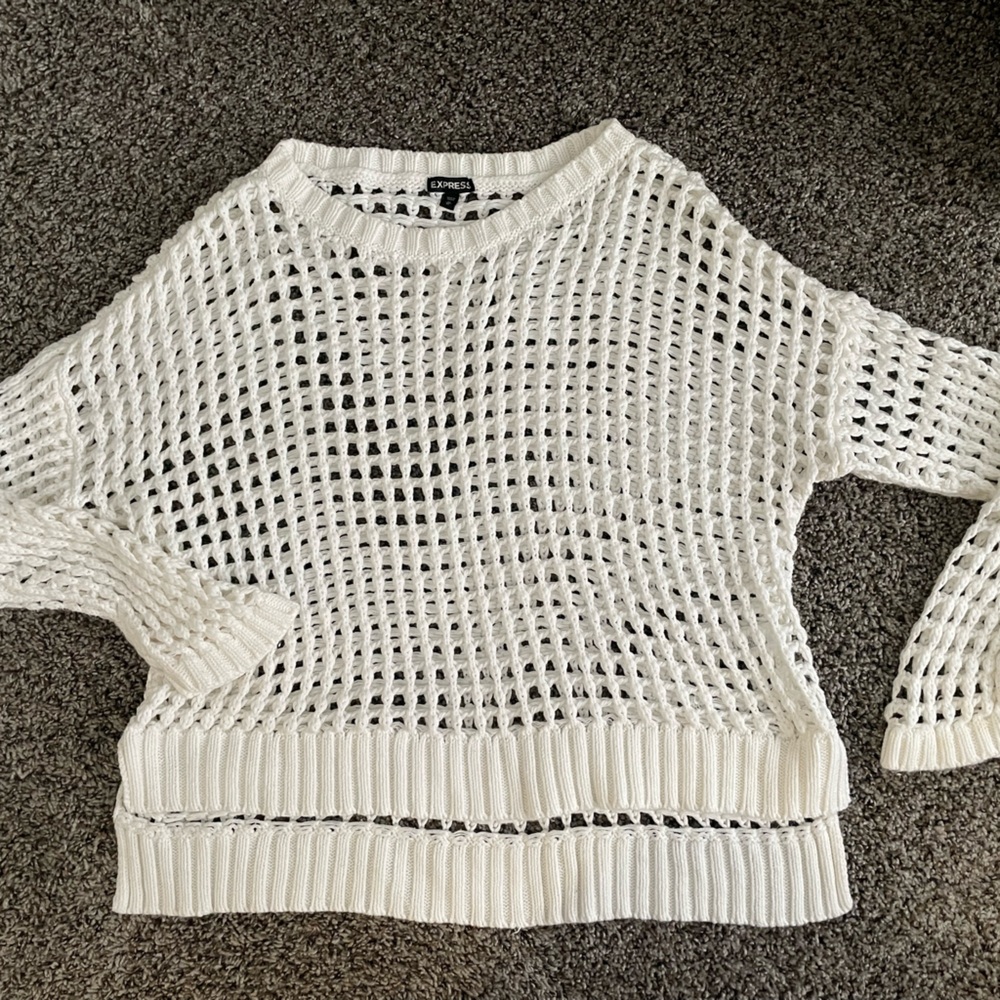 Express Cream Crew Neck Sweater Relaxed Fit